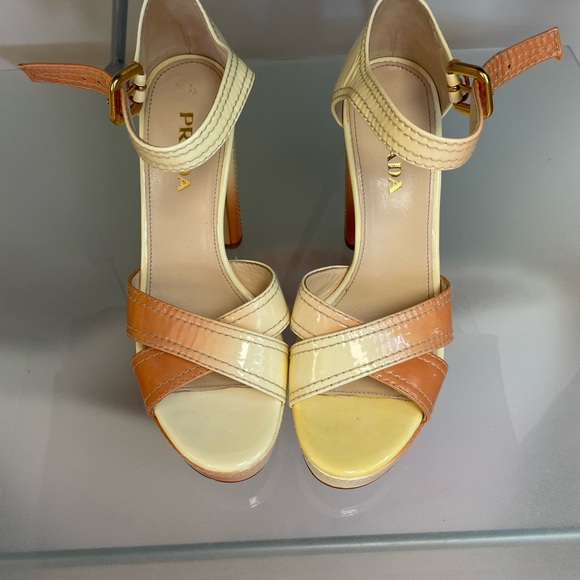 Prada-Platform in pristine condition! - Picture 4 of 4
